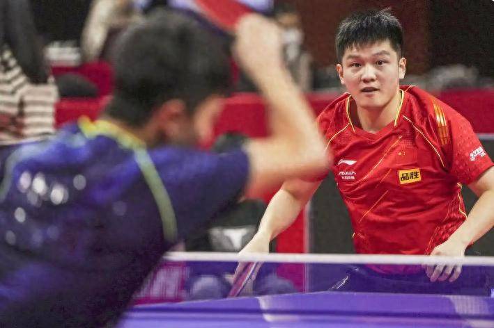 包含打疯了!乒超:樊振东狂轰3-0横扫日本名将单打12场全胜!的词条
